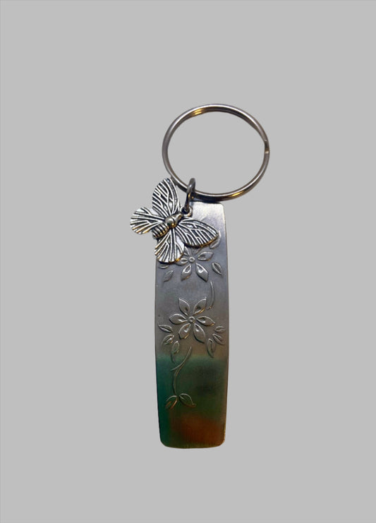 Flower keychain with butterfly (109)